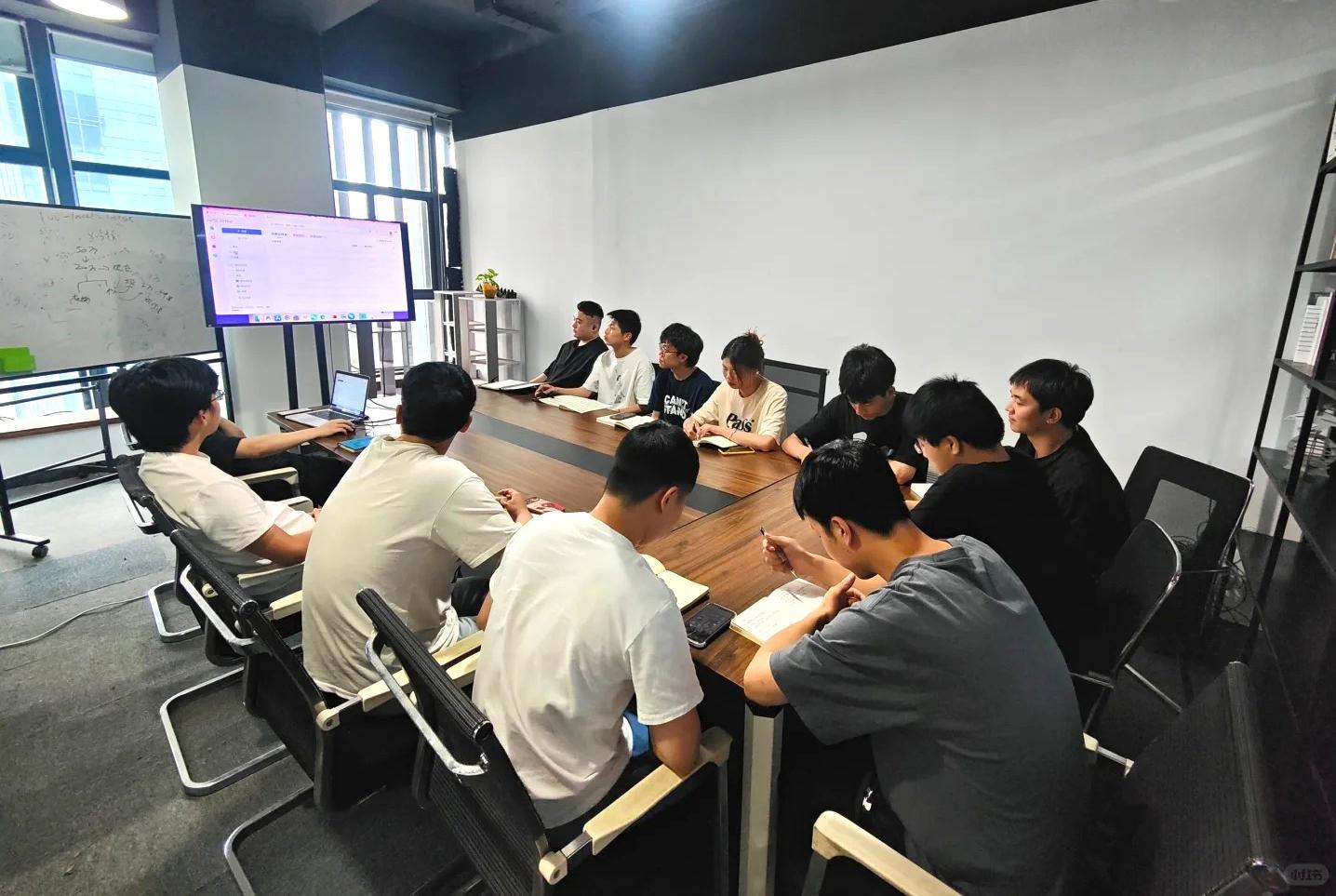 Lampu LED Lampu Produk lan Konferensi Pelatihan Produk kanthi sukses